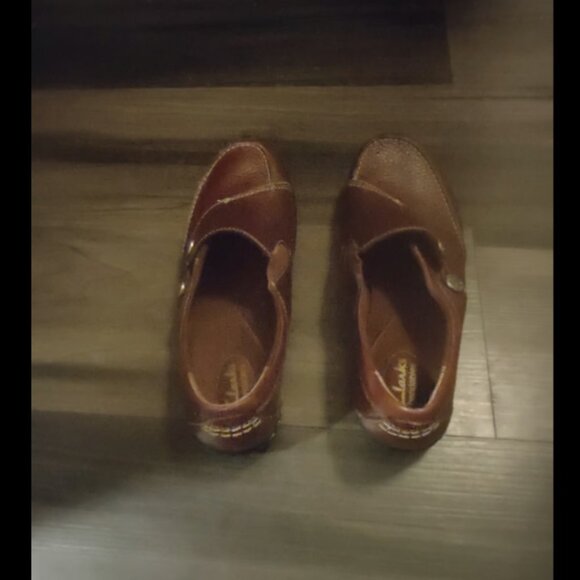 Clarks 9.5m Red Women's Shoes - Picture 4 of 5